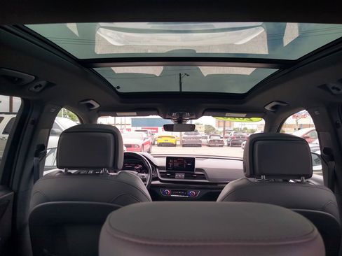 Used 2020 Audi SQ5 Premium Plus image 11