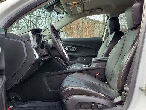 Used 2017 Chevrolet Equinox LT w/ Sport Edition image 11