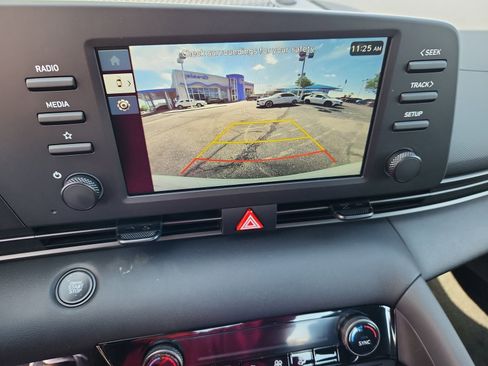 New 2026 Hyundai Elantra Sport FWD image 17