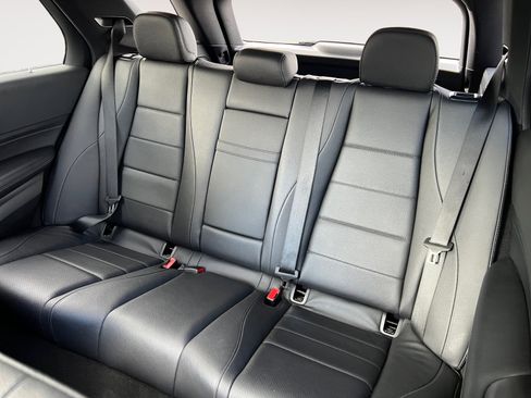 Used 2021 Mercedes-Benz GLE 350 4MATIC image 13