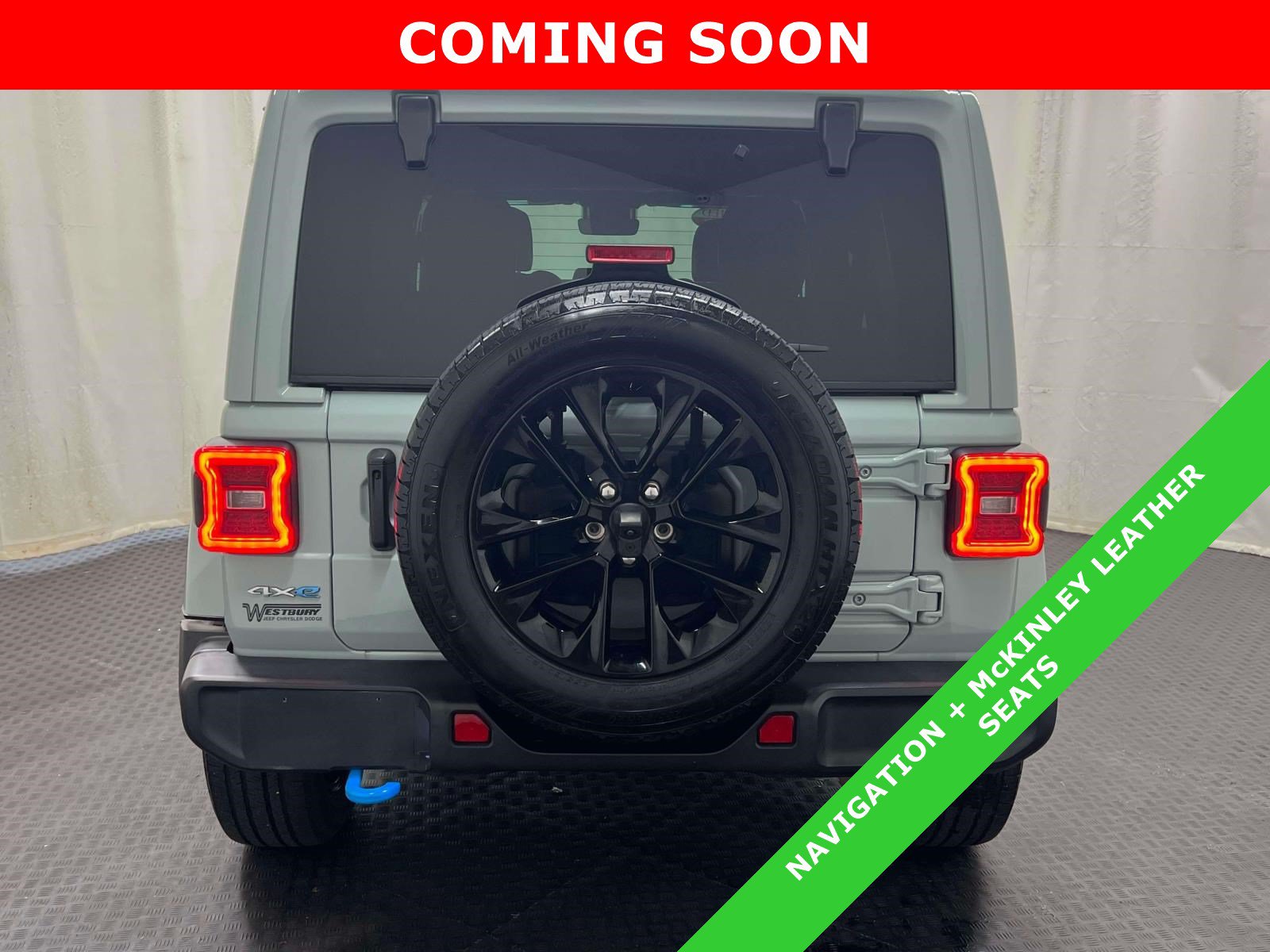 Used 2024 Jeep Wrangler Unlimited Sahara w/ Technology Group AWD/4WD image 7