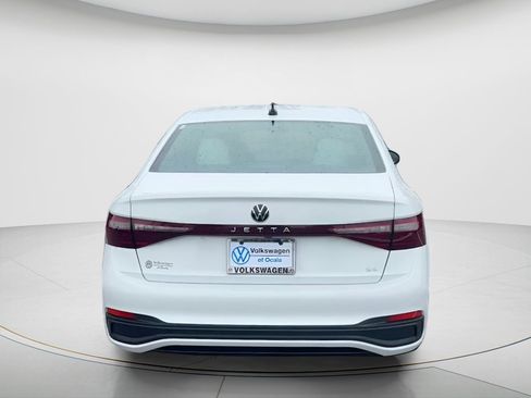New 2026 Volkswagen Jetta SE image 5