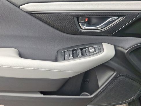 Certified 2025 Subaru Outback Premium image 10
