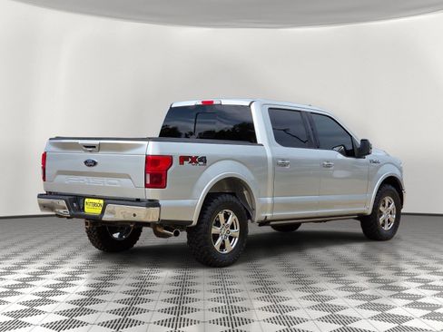 Used 2019 Ford F150 Lariat w/ Equipment Group 502A Luxury AWD/4WD image 4
