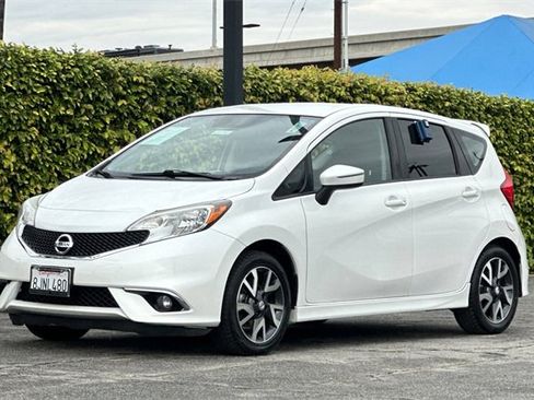 Used 2016 Nissan Versa Note SR image 8