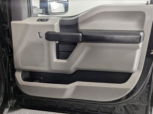 Used 2022 Ford F250 XL w/ Power Equipment Group image 19