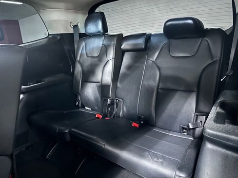 Used 2022 Kia Telluride LX image 26