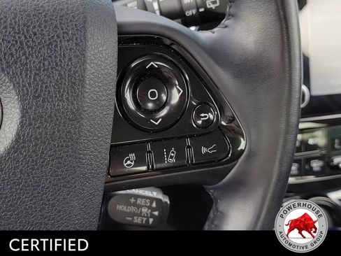 Used 2020 Toyota Prius XLE FWD image 28