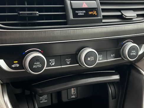 Used 2018 Honda Accord LX image 20