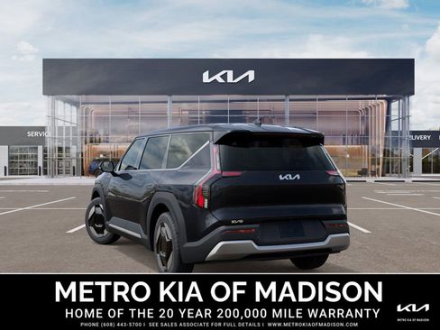 New 2026 Kia EV9 Light image 4