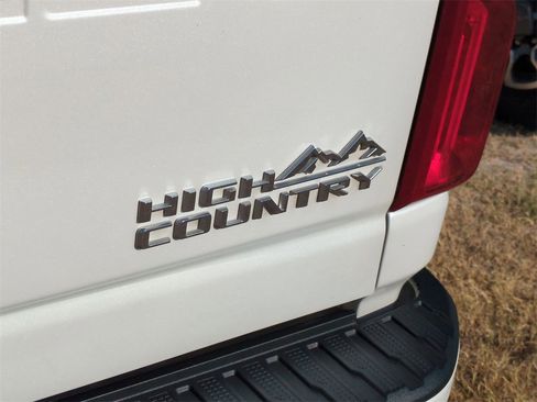 Certified 2024 Chevrolet Silverado 3500 High Country w/ High Country Premium Package image 32