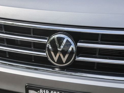 Used 2024 Volkswagen Tiguan S FWD image 5