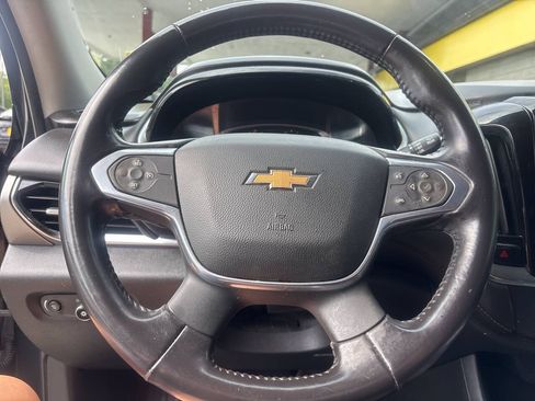 Used 2020 Chevrolet Traverse LT AWD/4WD image 11