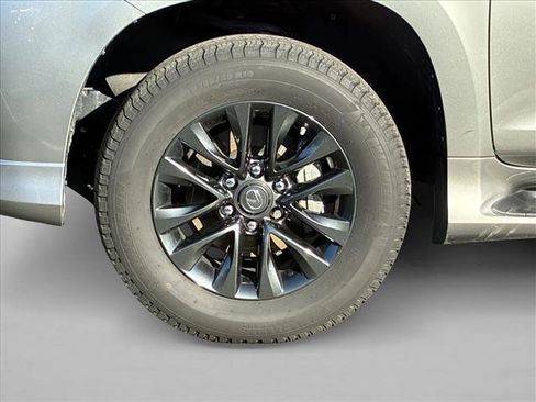 Used 2022 Lexus GX 460 Premium image 9