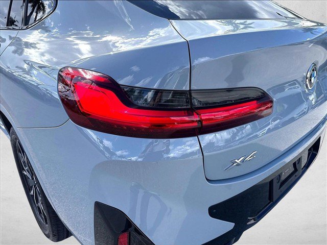 Used 2024 BMW X4 xDrive30i w/ Premium Package AWD/4WD image 30