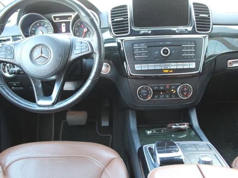 Used 2018 Mercedes-Benz GLS 450 GLS 450 image 4