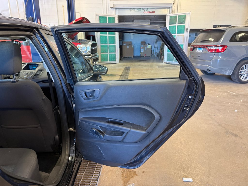 Used 2014 Ford Fiesta S FWD image 33