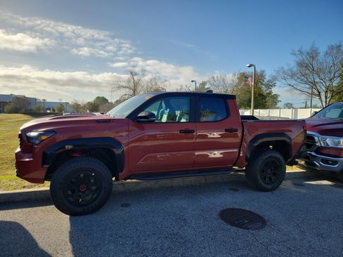 Used 2024 Toyota Tacoma TRD Pro image 27