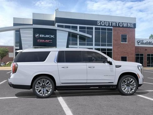 New 2026 GMC Yukon XL Denali Ultimate w/ LPO, Floor Liner Package AWD/4WD image 5