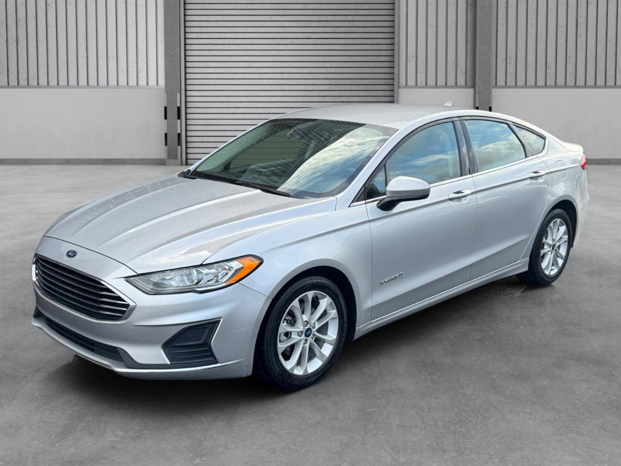 Used 2019 Ford Fusion SE FWD image 30
