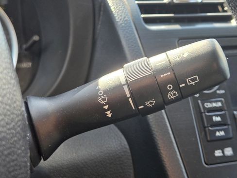 Used 2014 Subaru Crosstrek 2.0i Premium w/ Moonroof Package AWD/4WD image 25