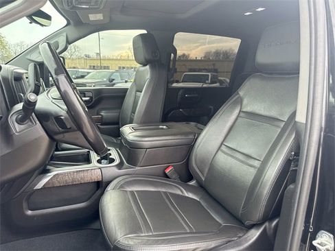 Used 2022 GMC Sierra 2500 Denali w/ Denali Ultimate Package image 17