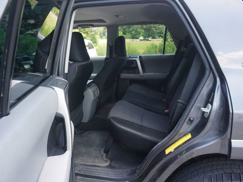 Used 2010 Toyota 4Runner SR5 AWD/4WD image 12