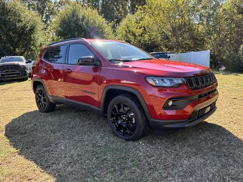 New 2026 Jeep Compass Latitude AWD/4WD image 13