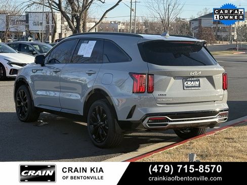 Certified 2023 Kia Sorento SX image 5