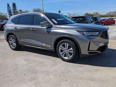 Used 2025 Acura MDX SH-AWD image 2