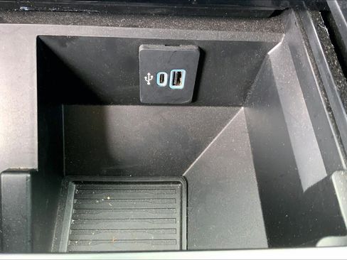 Used 2024 Ford F250 Lariat w/ Lariat Ultimate Package image 31