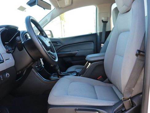 Used 2019 Chevrolet Colorado W/T w/ WT Convenience Package image 10