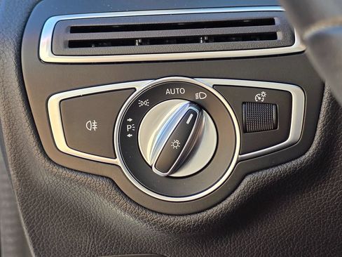 Used 2020 Mercedes-Benz C 300 Sedan image 48
