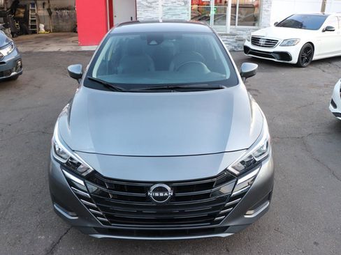 Used 2024 Nissan Versa SV image 9