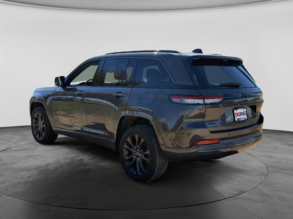 Used 2026 Jeep Grand Cherokee Limited AWD/4WD image 7