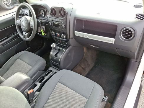 Used 2016 Jeep Compass Sport w/ Power Value Group image 30