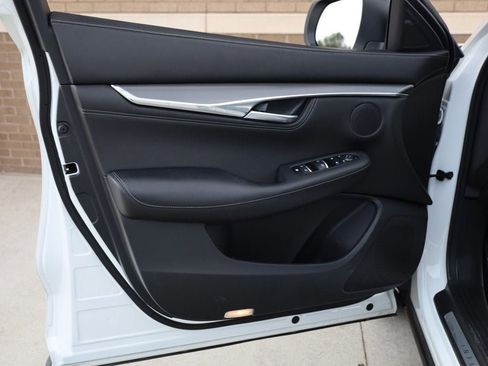 Used 2023 INFINITI QX55 Luxe w/ Cargo Package image 12