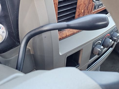 Used 2006 Dodge Ram 1500 Truck SLT image 26