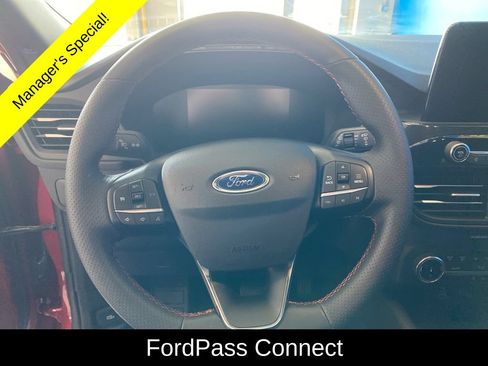 Used 2025 Ford Escape ST-Line AWD/4WD image 16