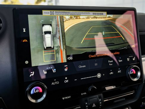 Used 2025 Lexus GX 550 550 Luxury+ HUD Traffic LIFTED w/ Accessory Package (2T) image 70