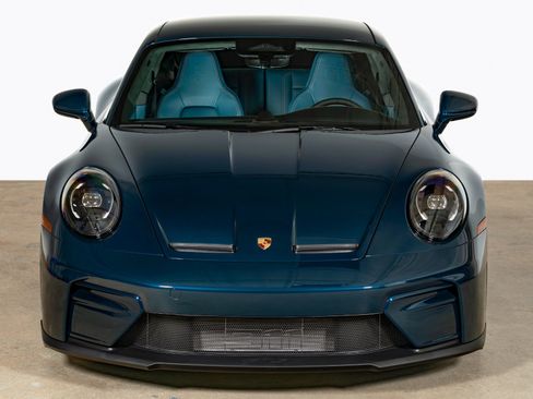 Used 2026 Porsche 911 GT3 RWD image 3