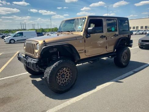 Used 2015 Jeep Wrangler Unlimited Sport w/ Quick Order Package 24S AWD/4WD image 2