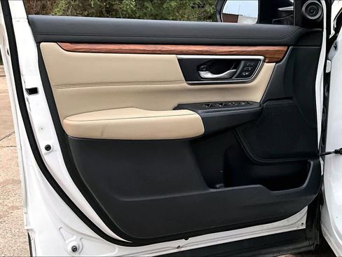 Used 2021 Honda CR-V Touring image 21