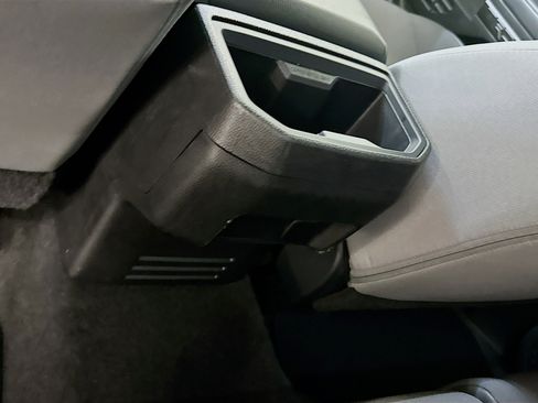 Used 2025 Toyota Tacoma TRD Off-Road image 28