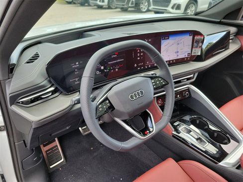 New 2025 Audi SQ5 Premium Plus image 6