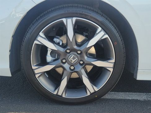 Used 2025 Honda Civic Sport Touring image 31