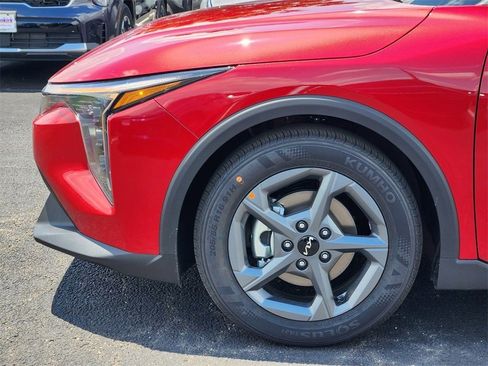 New 2025 Kia K4 LXS image 5