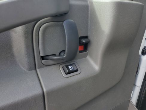 Used 2020 Chevrolet Express 3500 LT w/ LT Preferred Equipment Group image 26