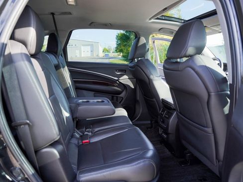 Used 2018 Acura MDX SH-AWD image 32