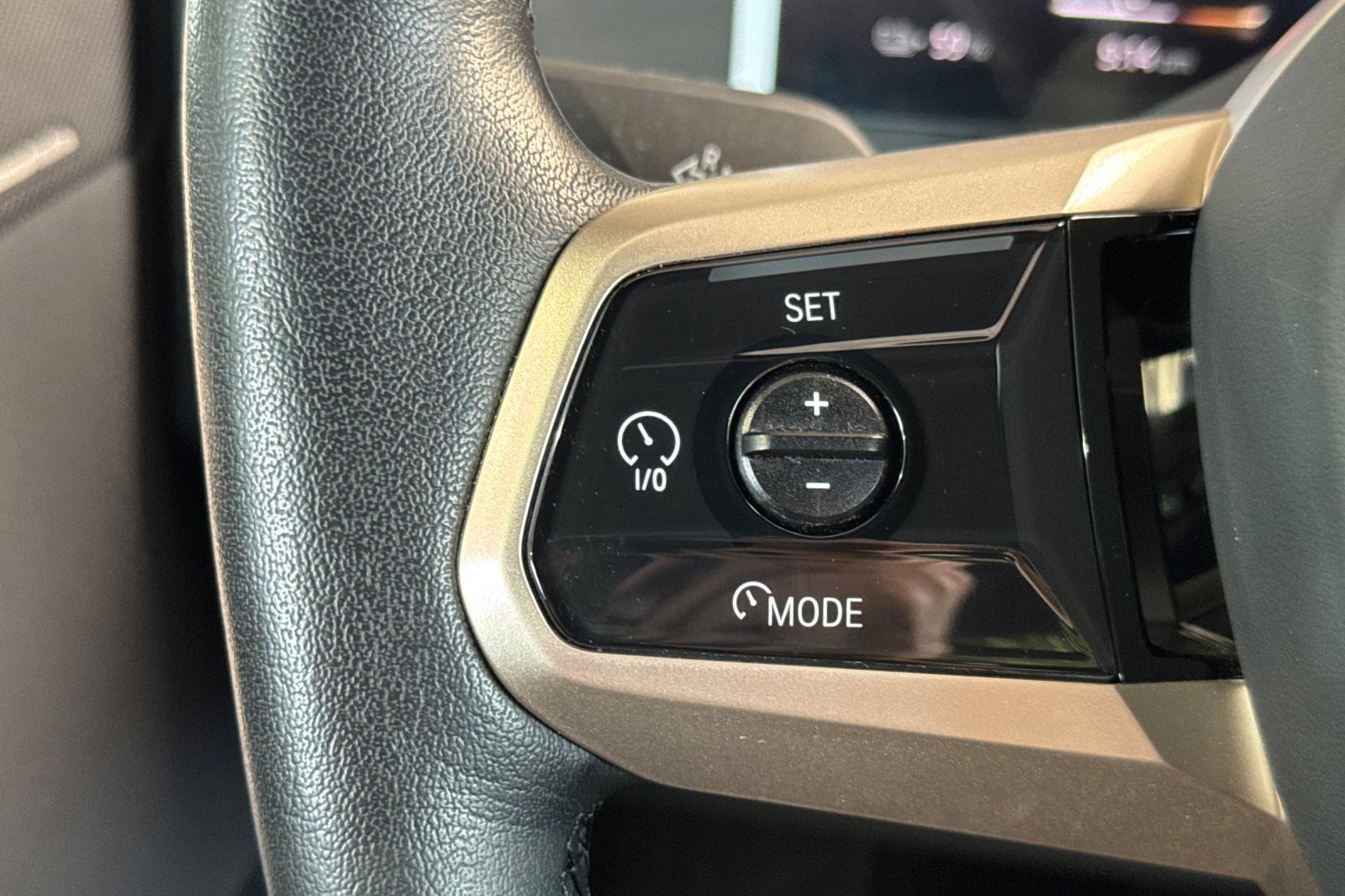 Certified 2024 BMW iX xDrive50 AWD/4WD image 32